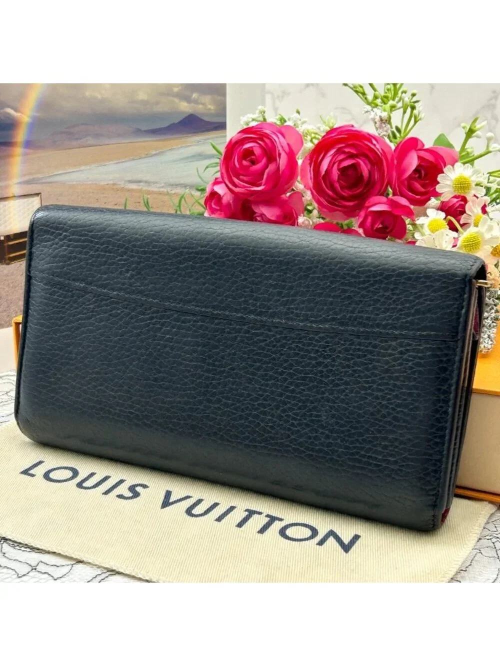 Louis Vuitton Portefeuille Capucines Wallet